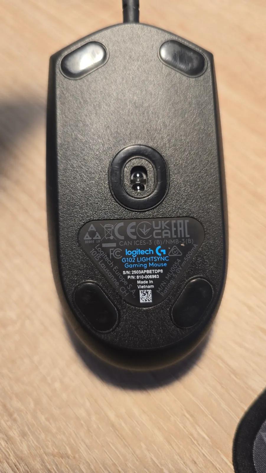 Мышь Logitech G102 Lightsync игровая