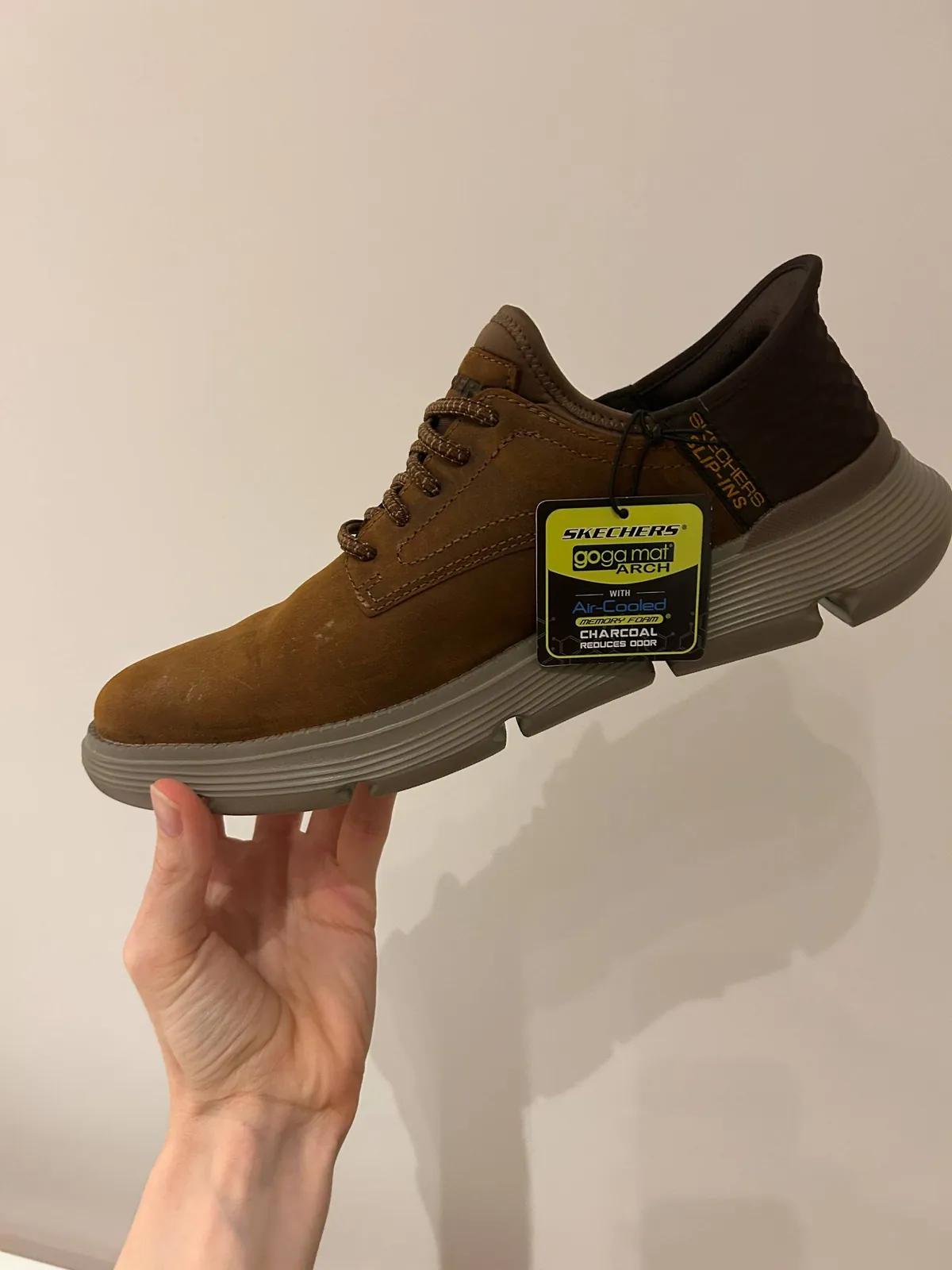 Мужские туфли Skechers Garza размер 40 новые