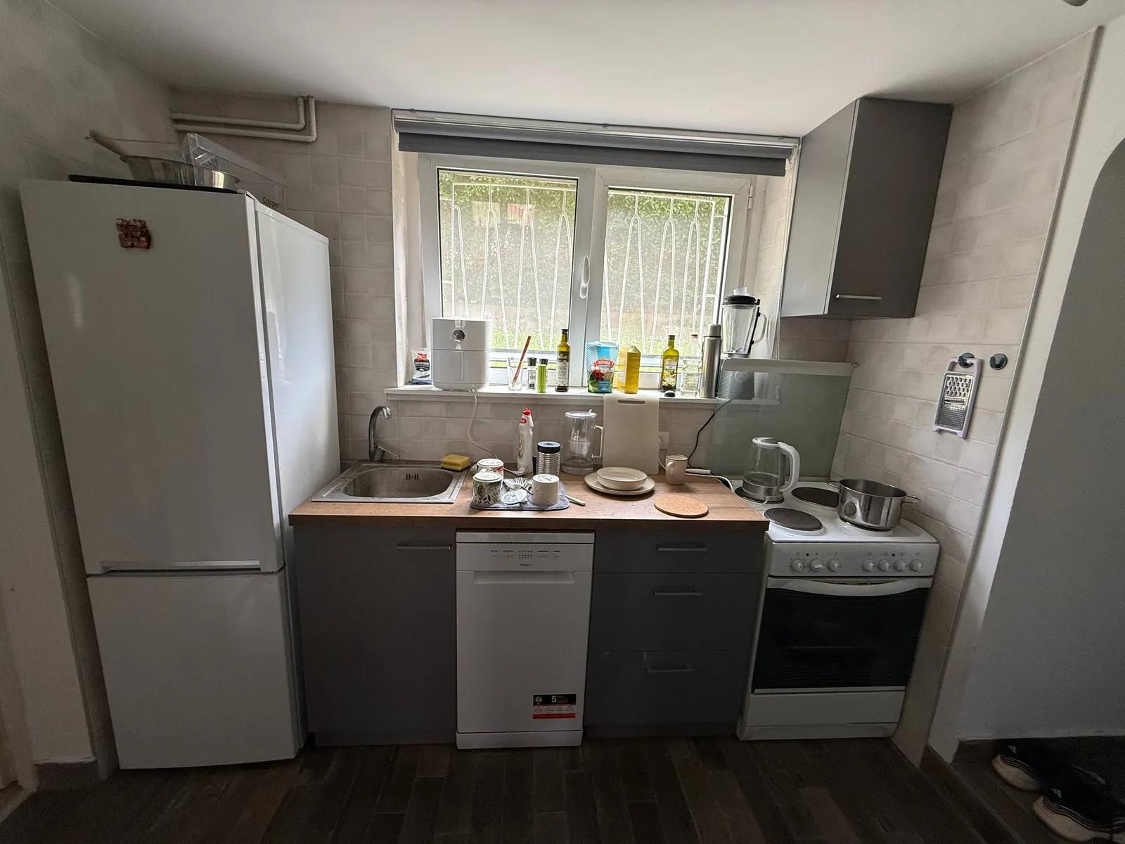 Квартира 87м² 3 комнаты Dedinje, аренда