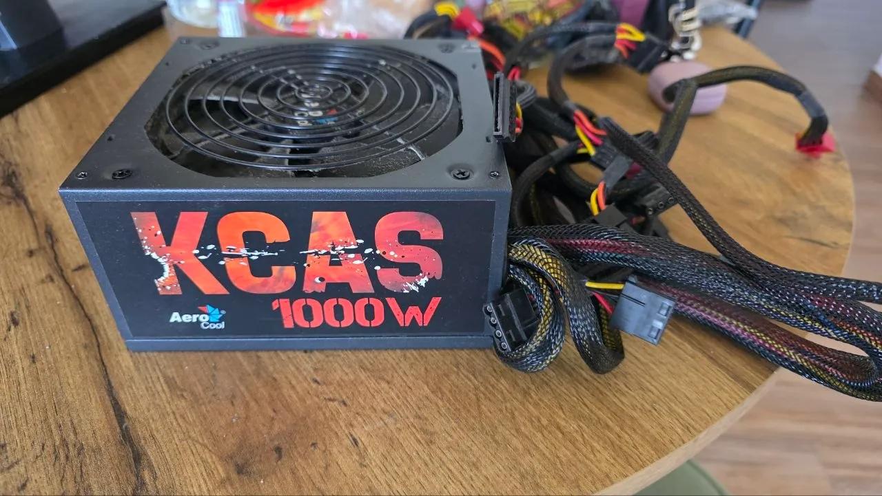 Блок питания AeroCool KCAS-1000M 1000W полумодульный