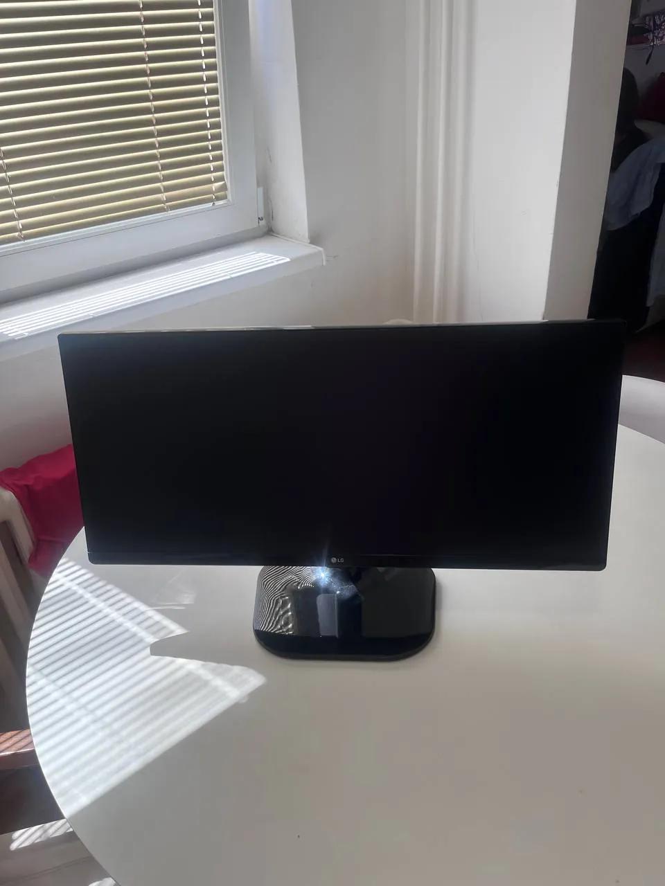 Монитор LG 25UM58-P 25 дюймов UltraWide 21:9 IPS