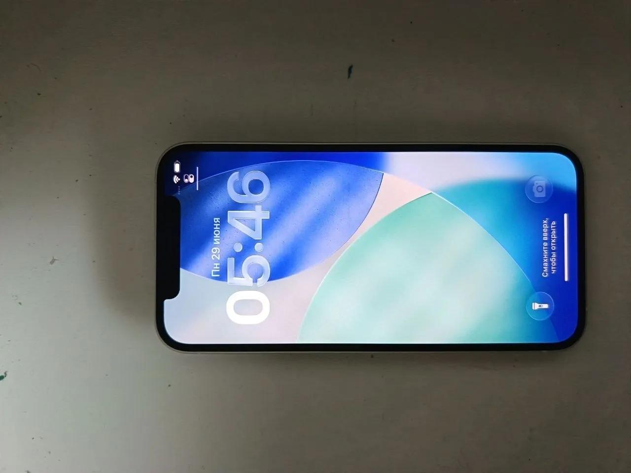 IPhone 12 256 ГБ батарея 74% Нови-Белград
