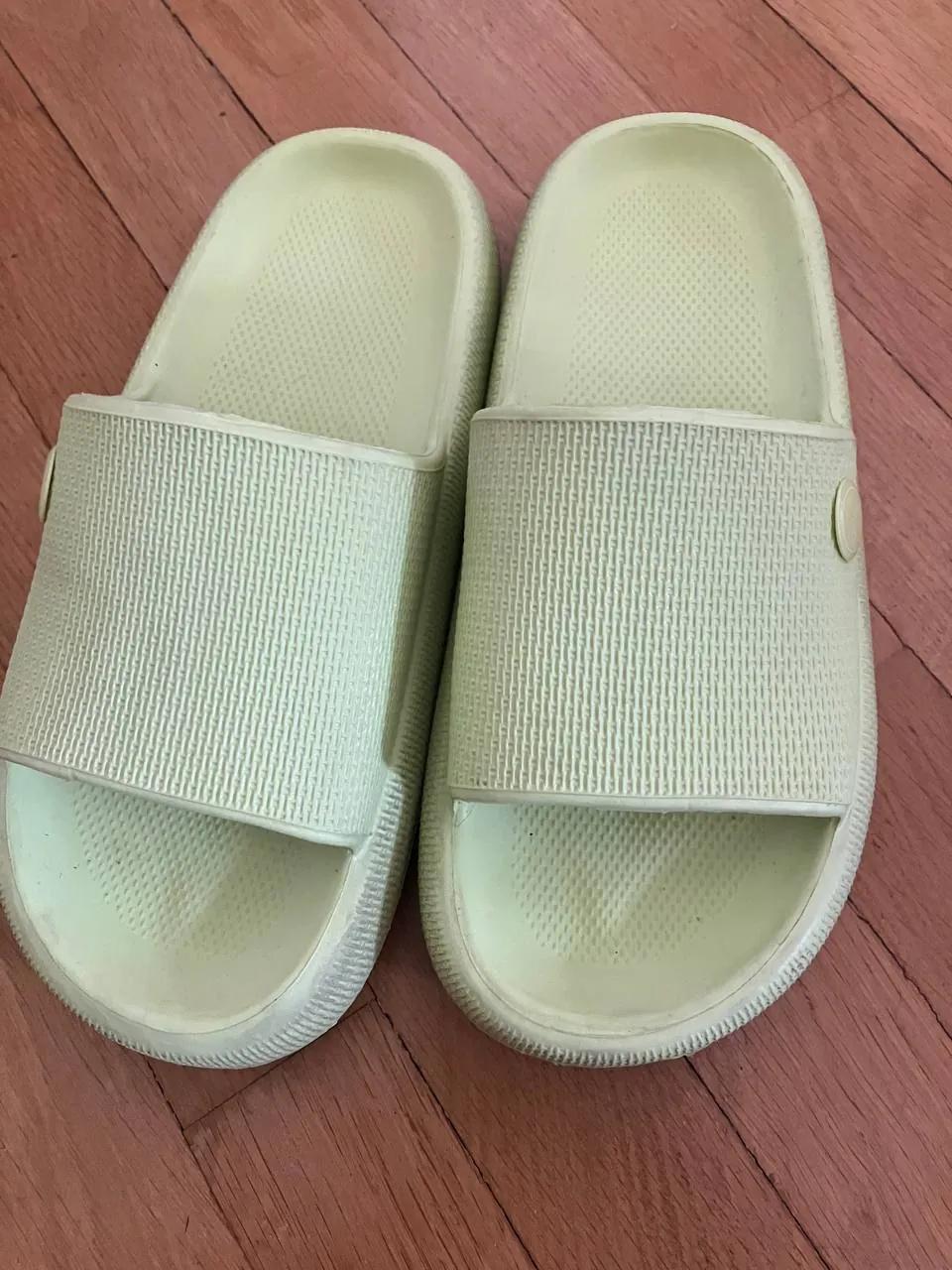 Кроссовки Cropp размер 40-41 почти новые Белград