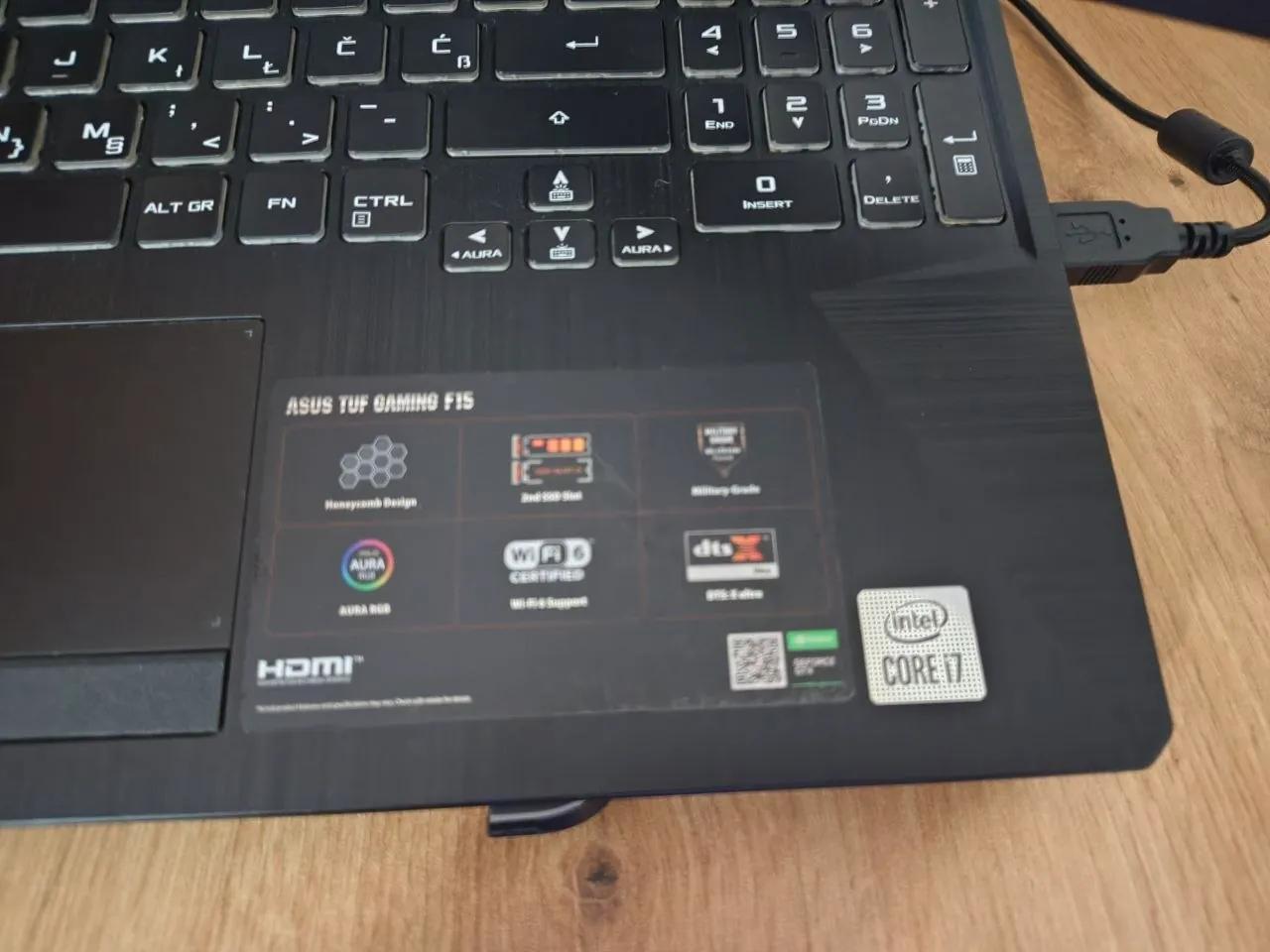 Игровой ноутбук Asus с монитором и периферией