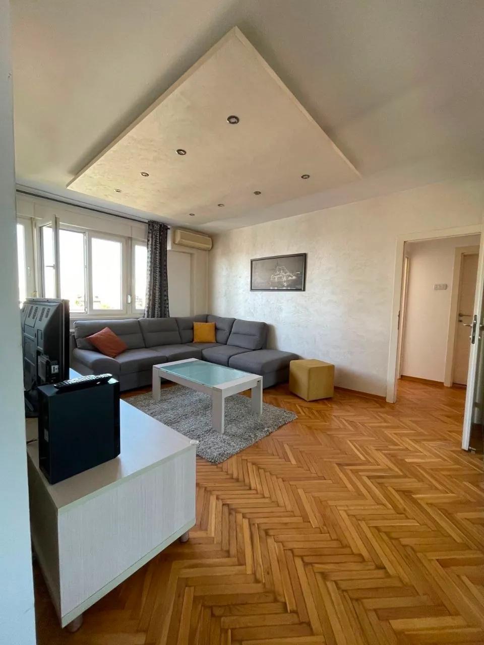 Квартира 55 м² аренда Вождовац Белград