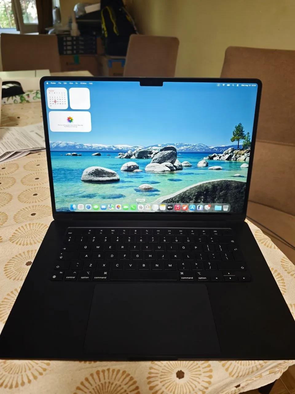 MacBook Air 15 дюймов 8GB 256GB SSD Белград