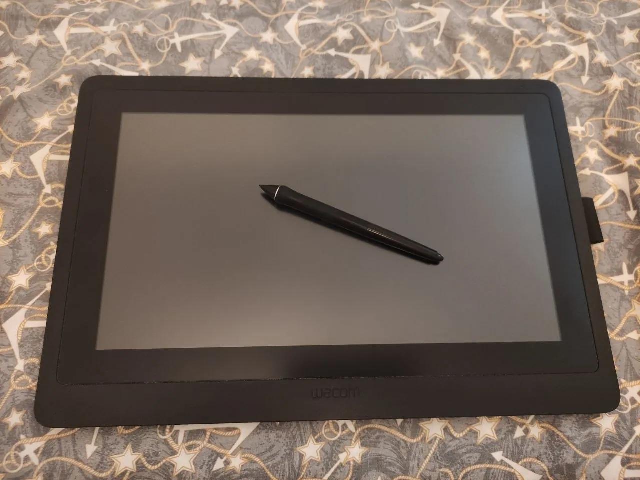 Графический дисплей Wacom Cintiq 16 рабочий