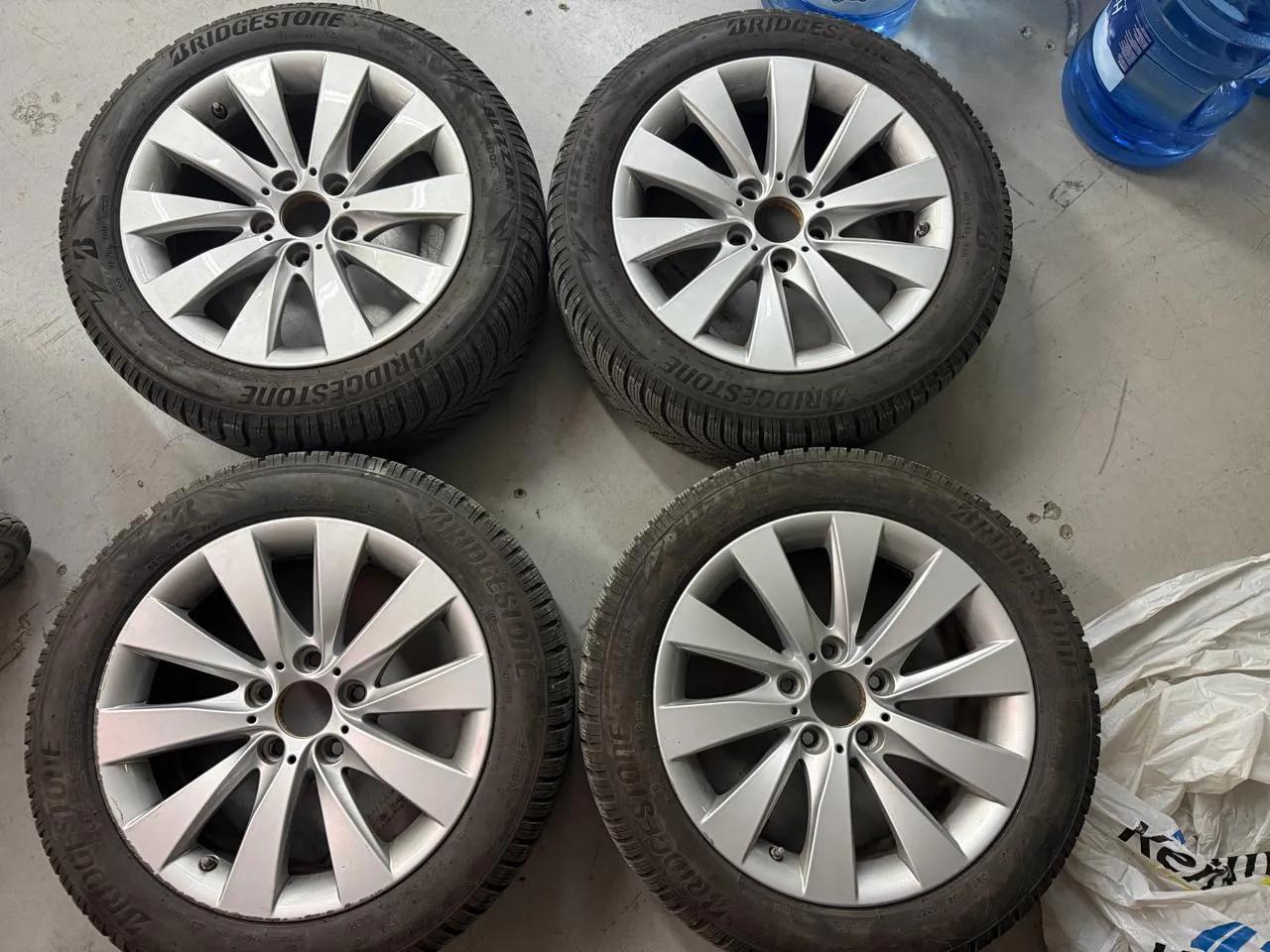 Колёса BMW R17 диски 413 зимняя резина Bridgestone