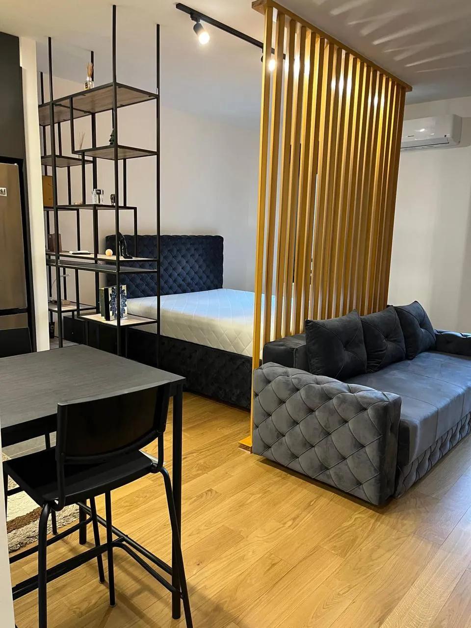 Студия 40 кв.м. аренда 620 EUR Вождовац Белград