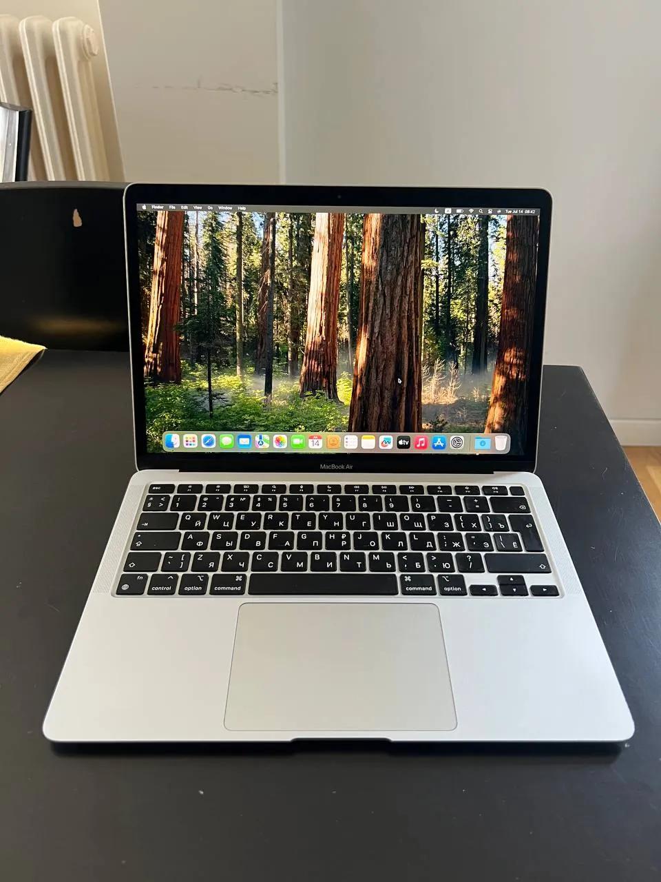 MacBook Air M1 16 ГБ 256 ГБ 2020 Белград