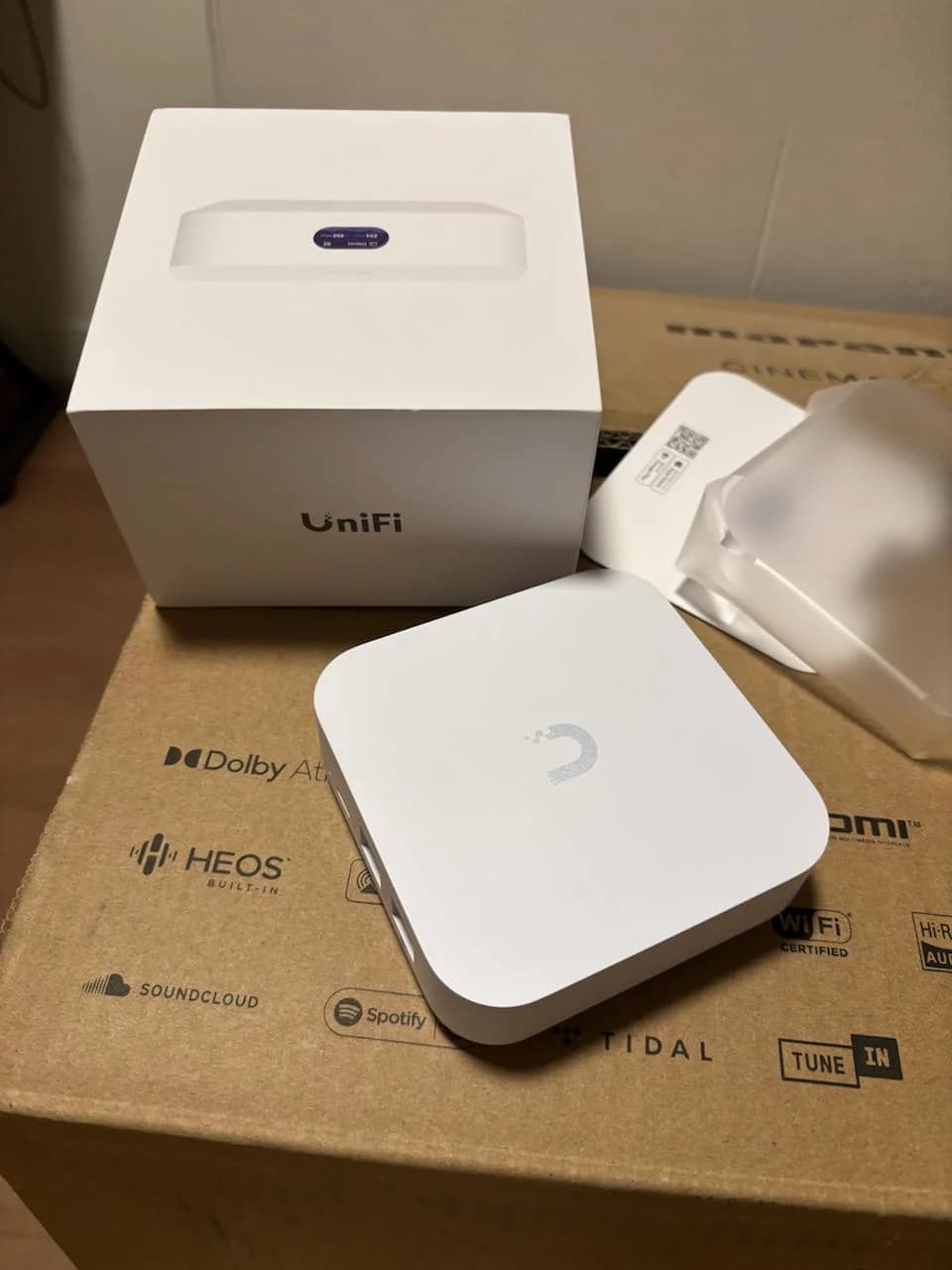 Wi-Fi роутер UniFi Express 6
