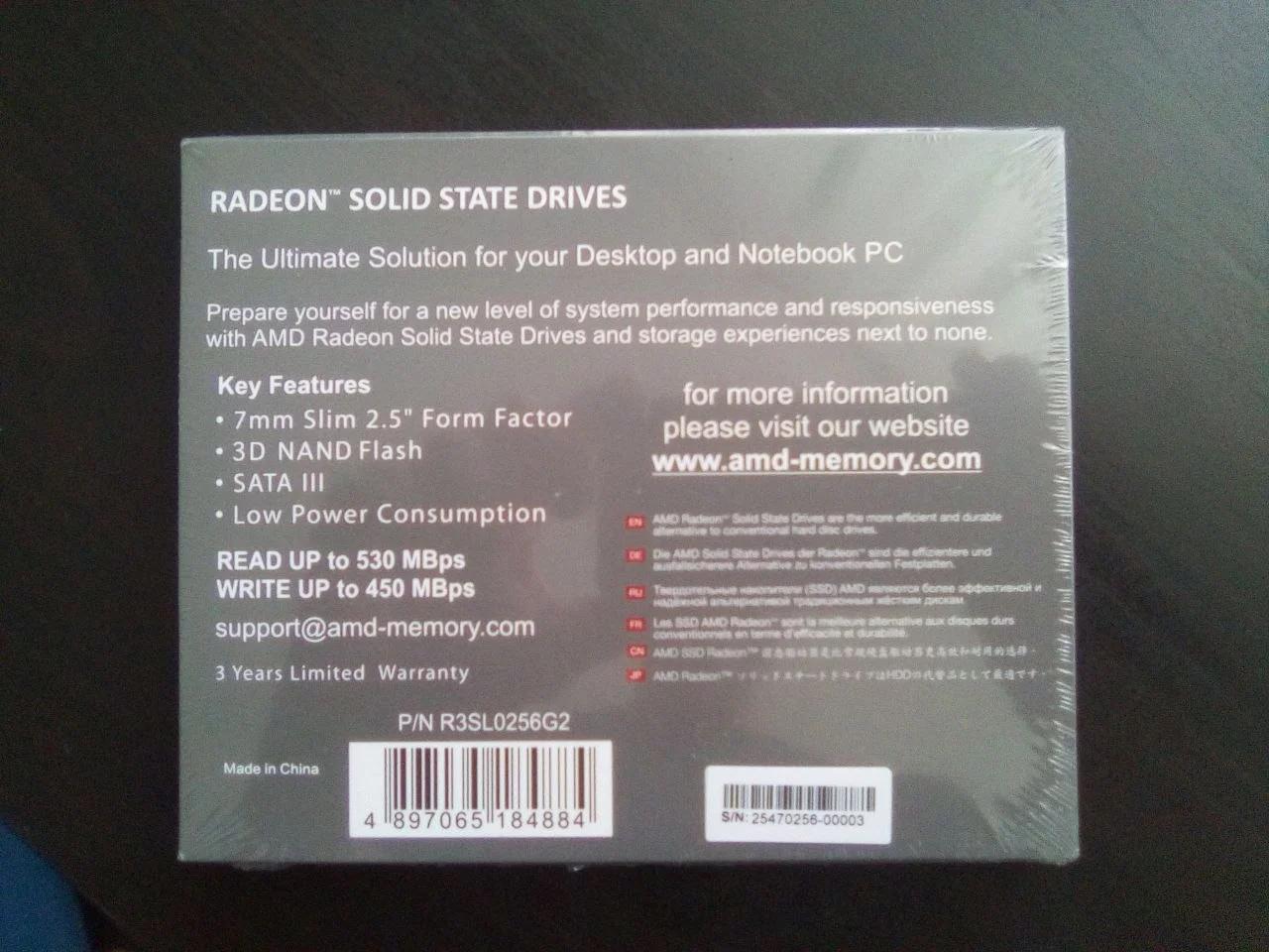 SSD AMD Radeon R3 256GB SATA новый