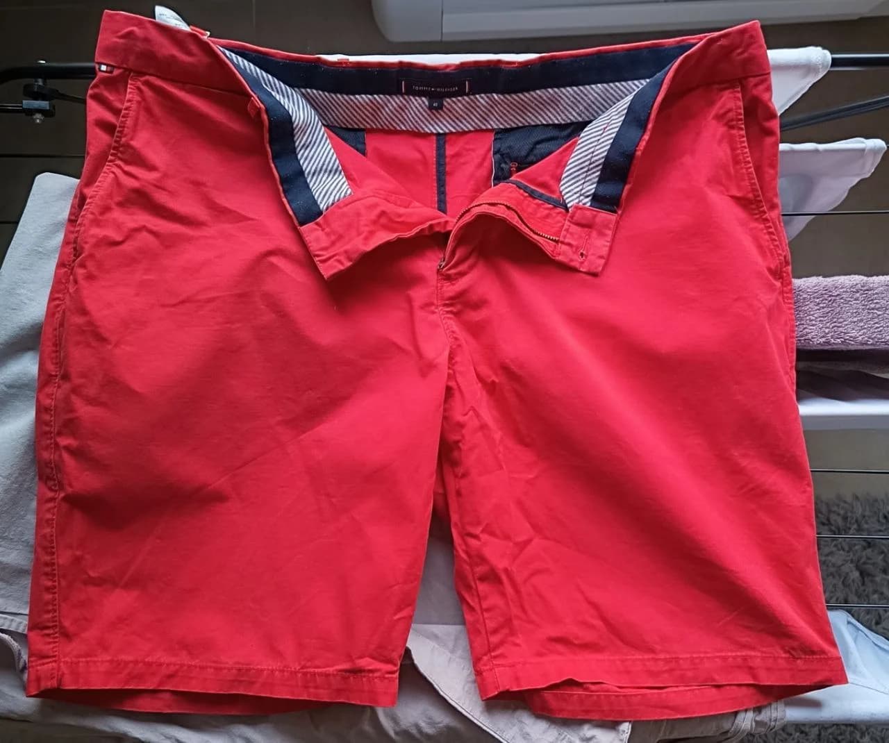 Шорты Tommy Hilfiger 40