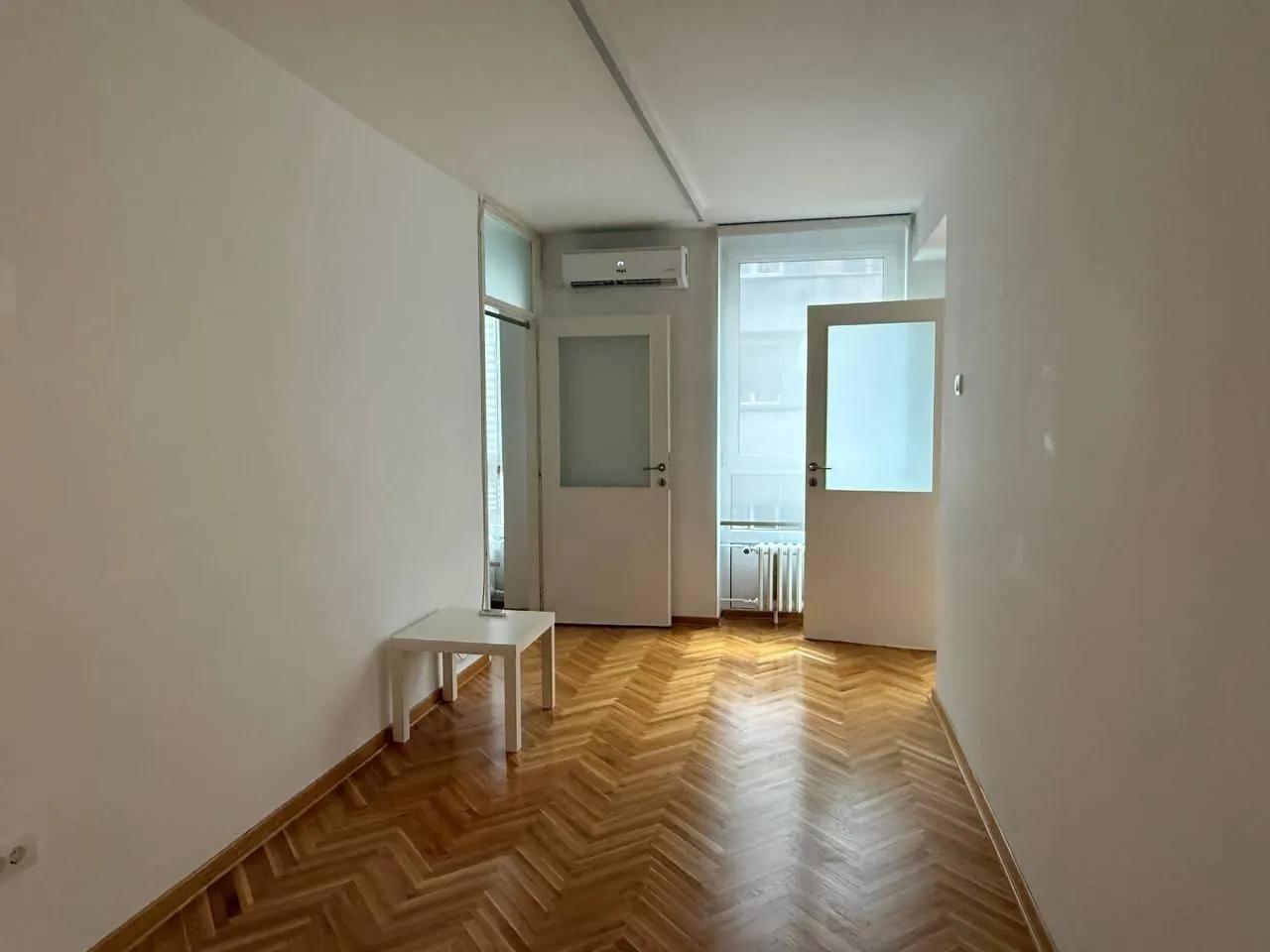 Квартира 68 м² в аренду на Врачаре