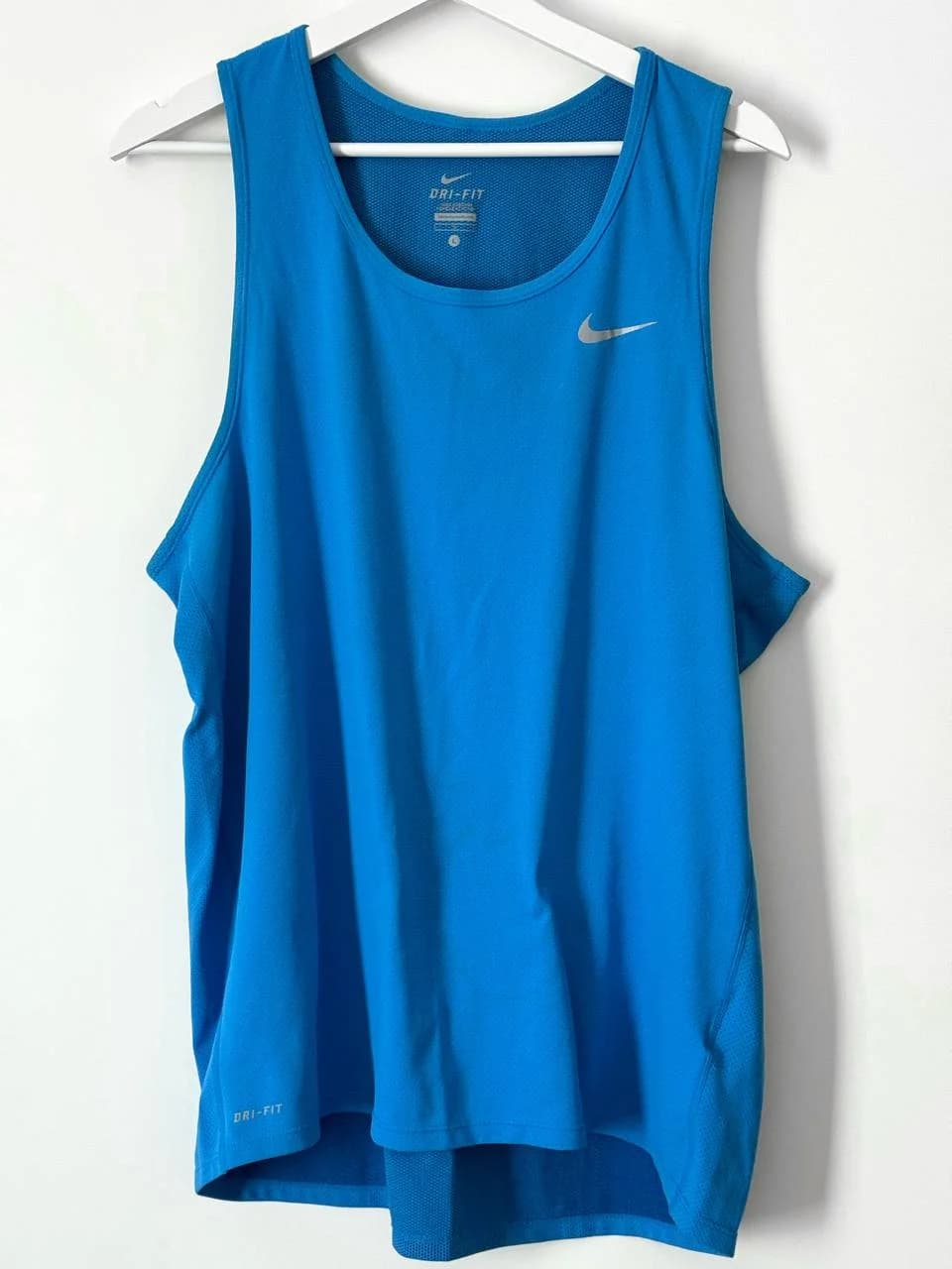 Майка Nike Dry Fit и футболка Domyos