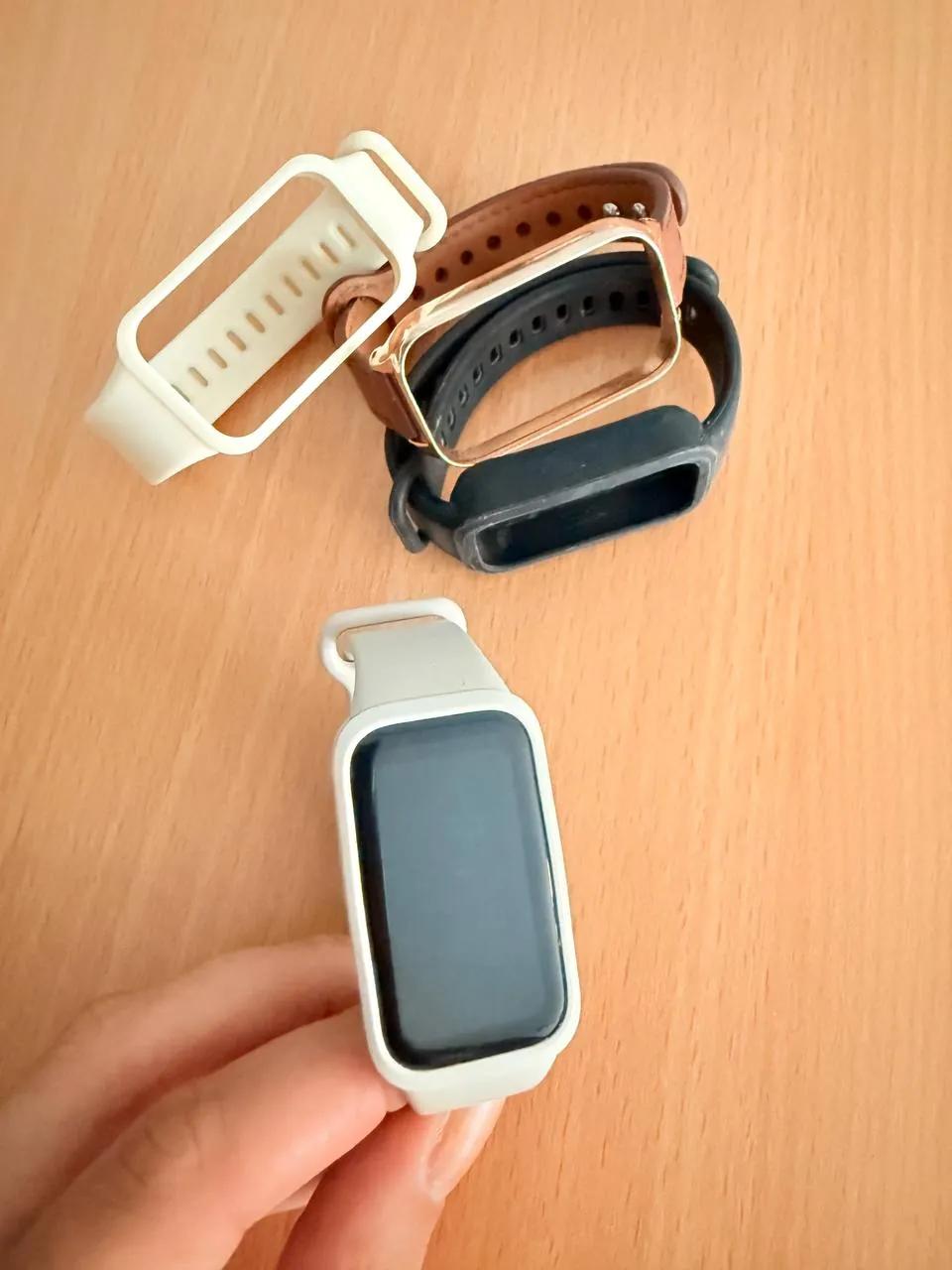 Фитнес-браслет Xiaomi Smart Band 9 Active с тремя ремешками