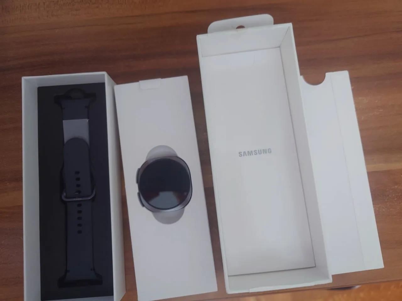 Samsung Galaxy Watch 8 40 мм новые Белград