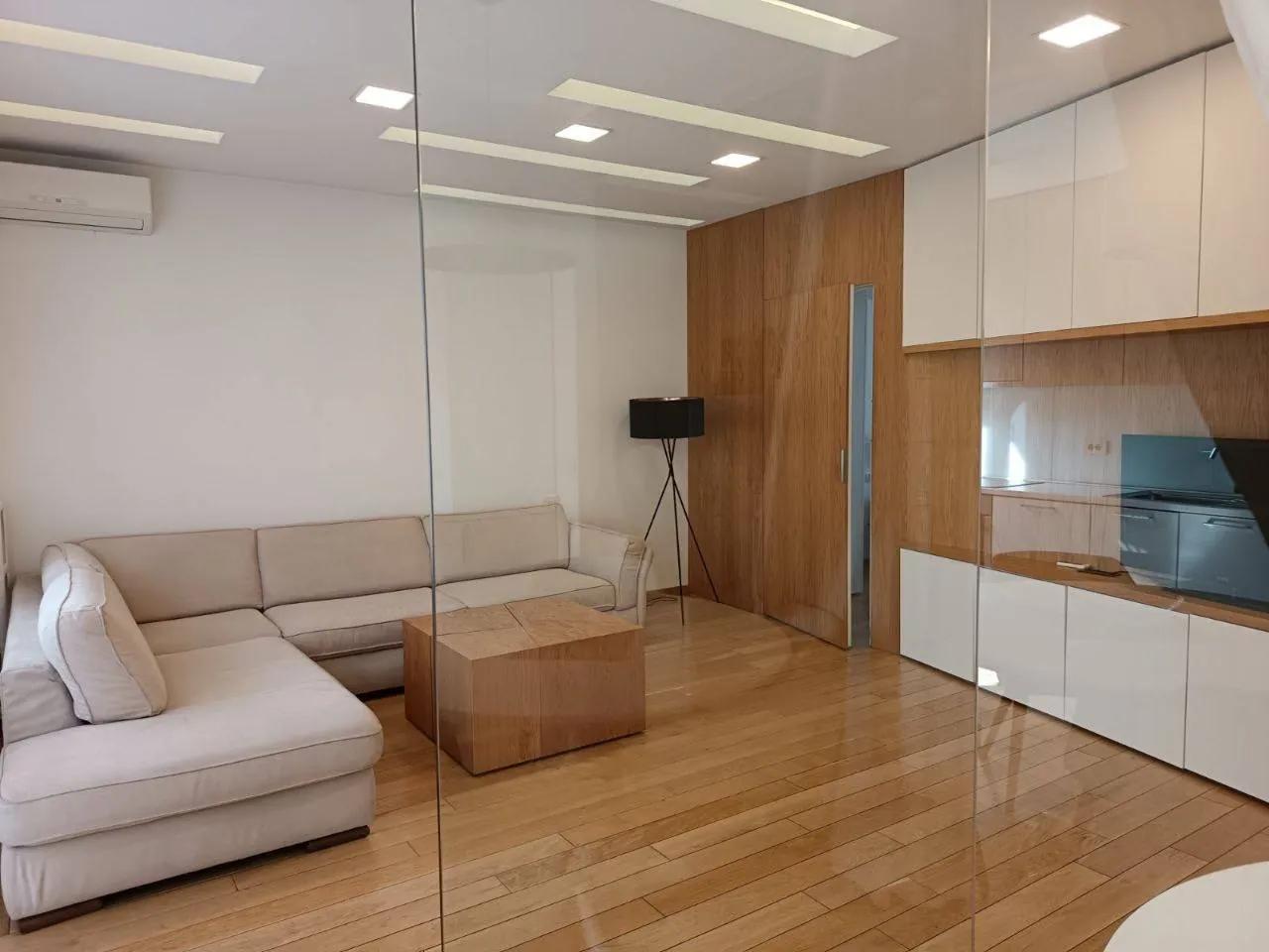 Квартира 3к 75м² Врачар Beogradska аренда 1300 EUR