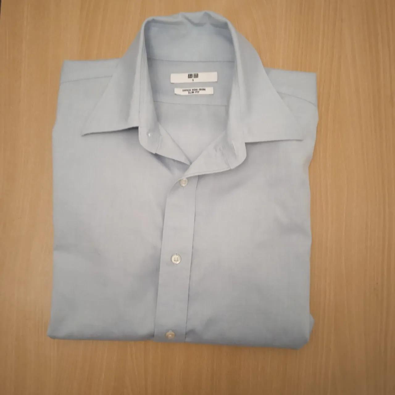 Лот мужских рубашек Uniqlo AEO New Yorker 5 штук