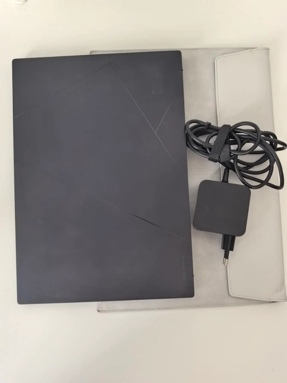 ASUS Zenbook 14 Ryzen AI 5 OLED