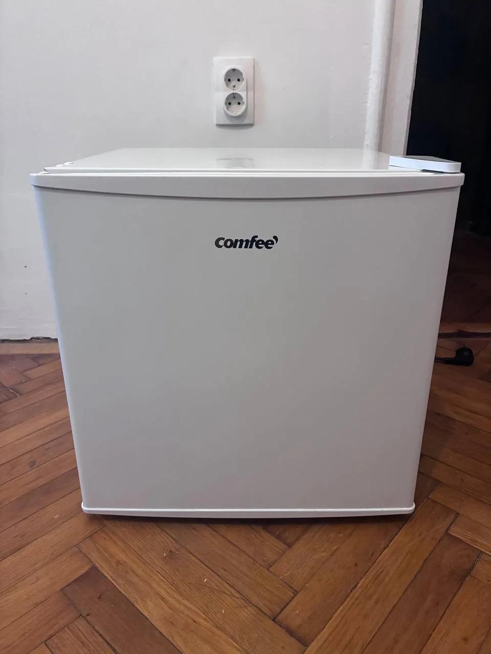Мини-холодильник Comfee Mini Bar 41 л