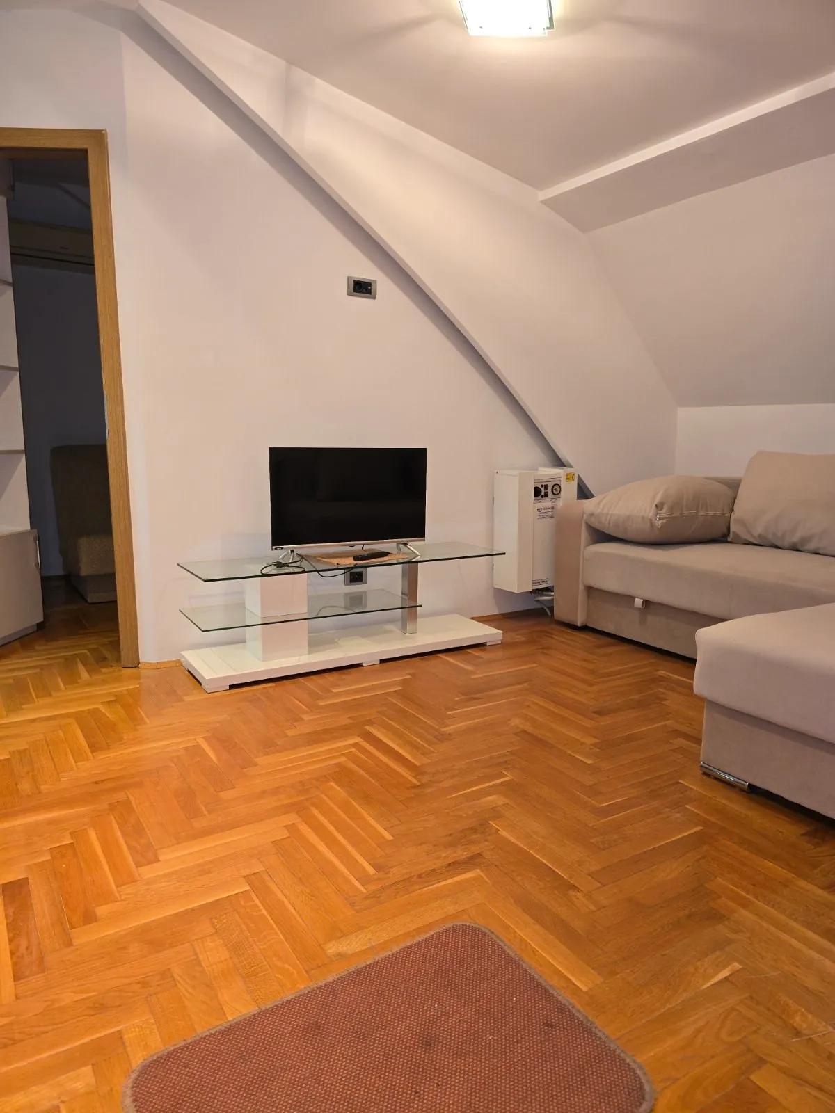 Двухкомнатная квартира 27 м² Звездара
