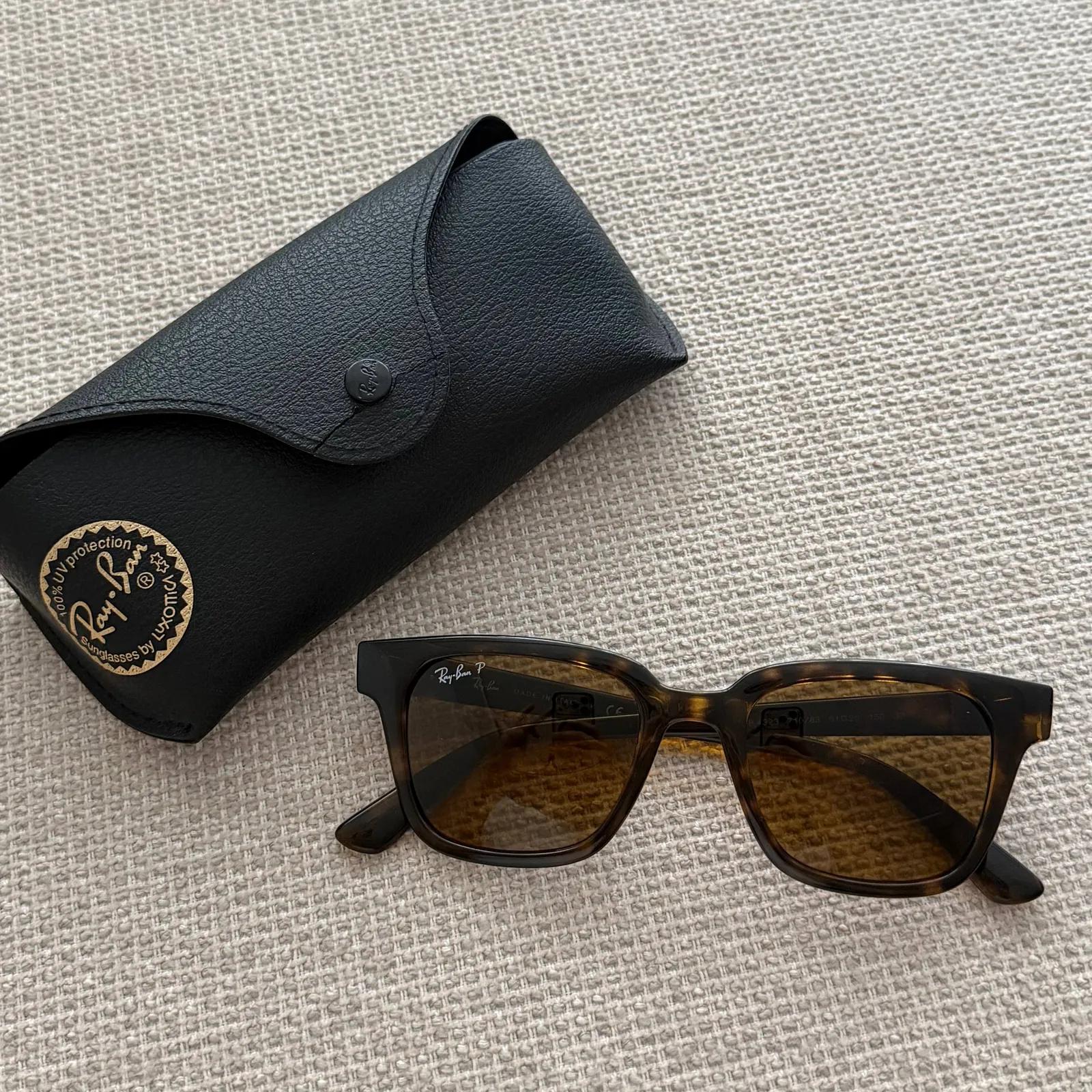 Очки RayBan оригинал требуется замена линз