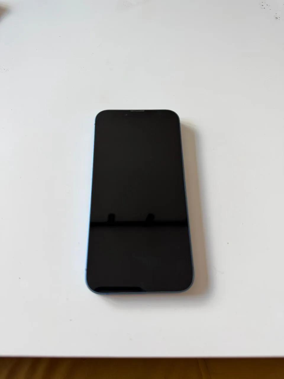 IPhone 13 128 ГБ без царапин Дорчол Белград