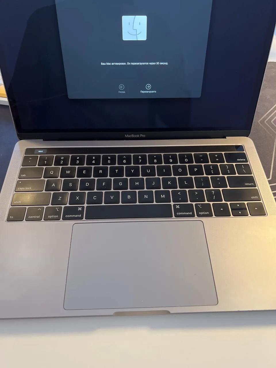 Ноутбук Apple MacBook Pro 13 2019