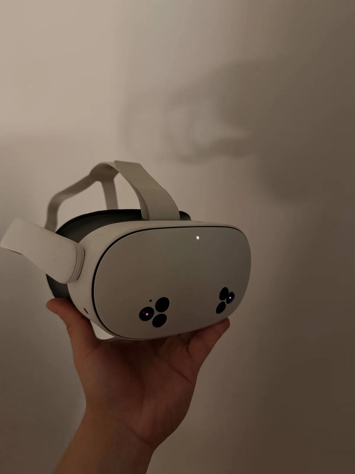 VR-шлем Meta Quest 3S 128 ГБ