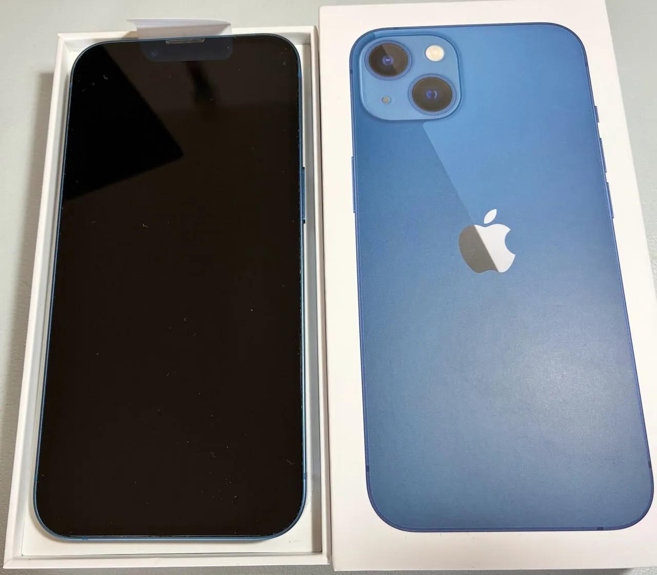 IPhone 13 128 ГБ синий идеальное состояние