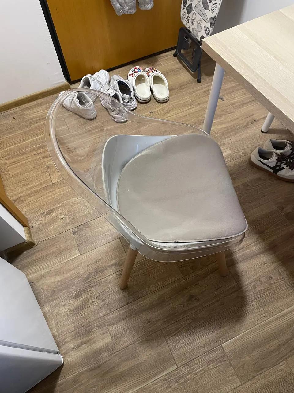 Стул IKEA BALTSAR прозрачный пластик Нови-Сад