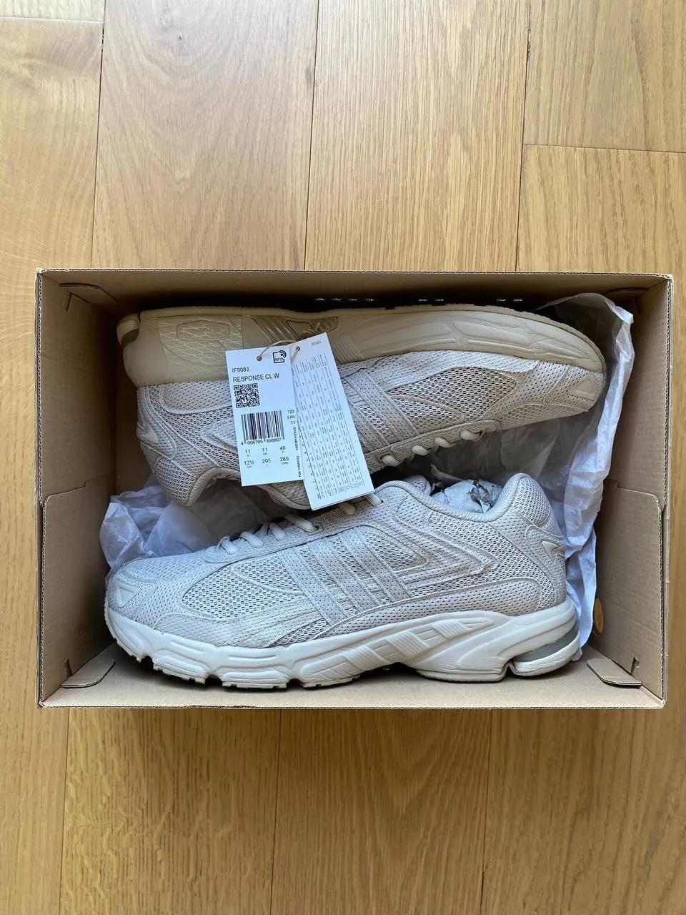 Кроссовки Adidas Response CL W унисекс EU 46 Белград