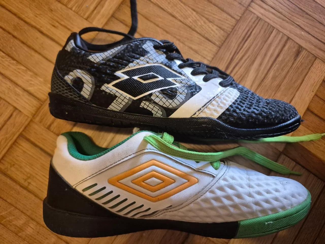 Детские бутсы Umbro и Lotto размеры 32–33