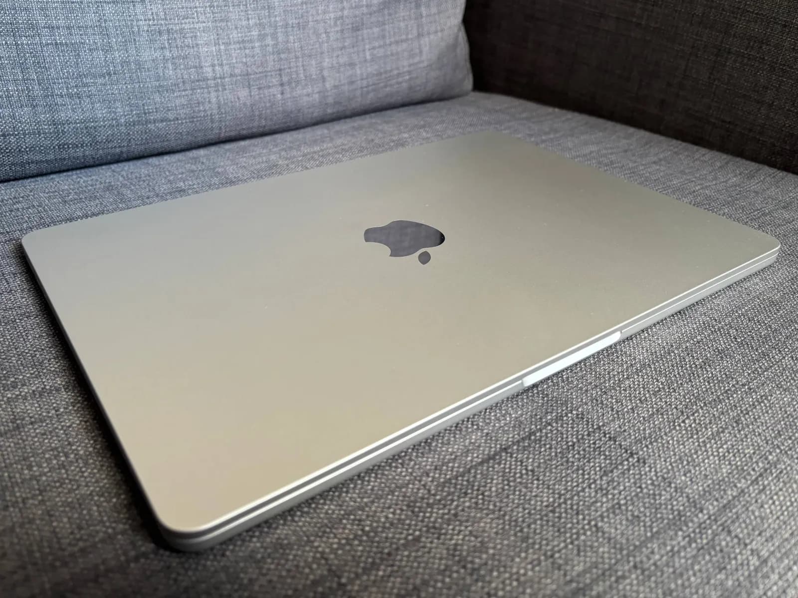 MacBook Air M3 13 8 256