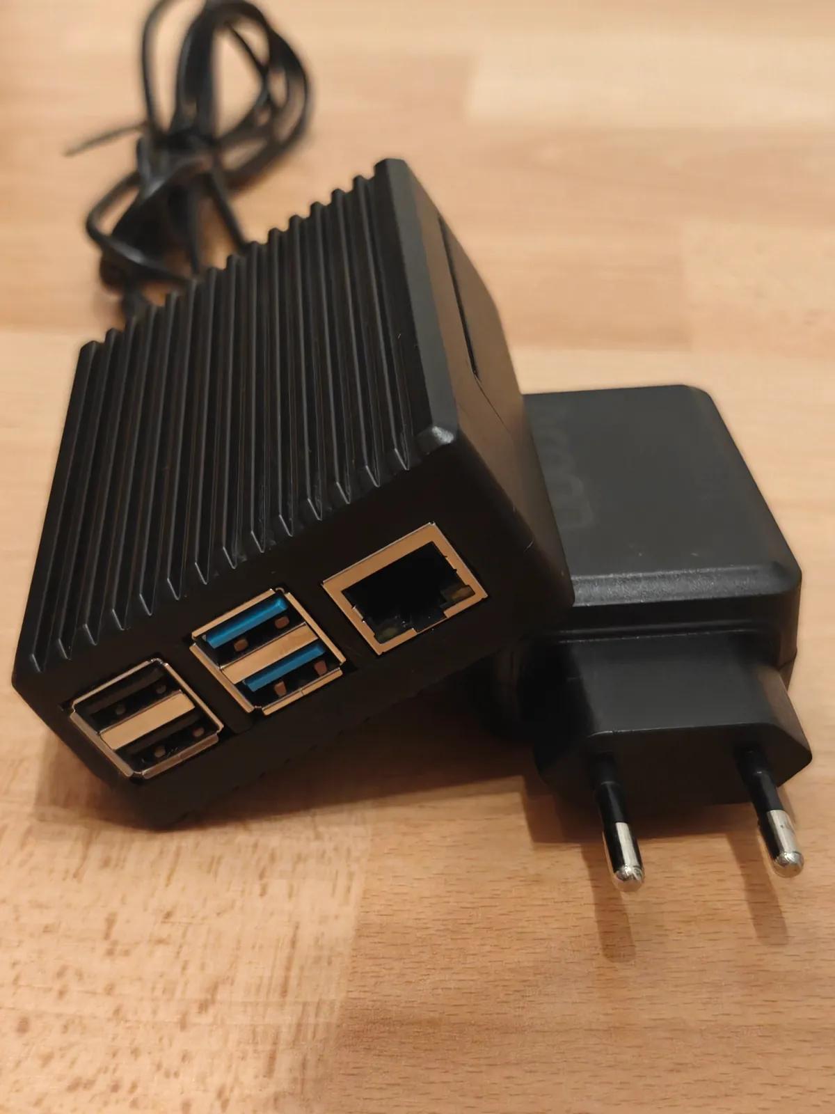 Raspberry Pi 4 8GB в металлическом корпусе Белград