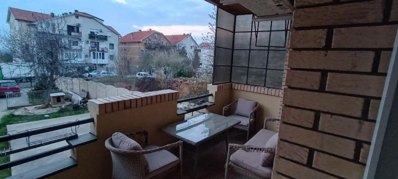 Трёхкомнатная квартира 80 м² Жарково