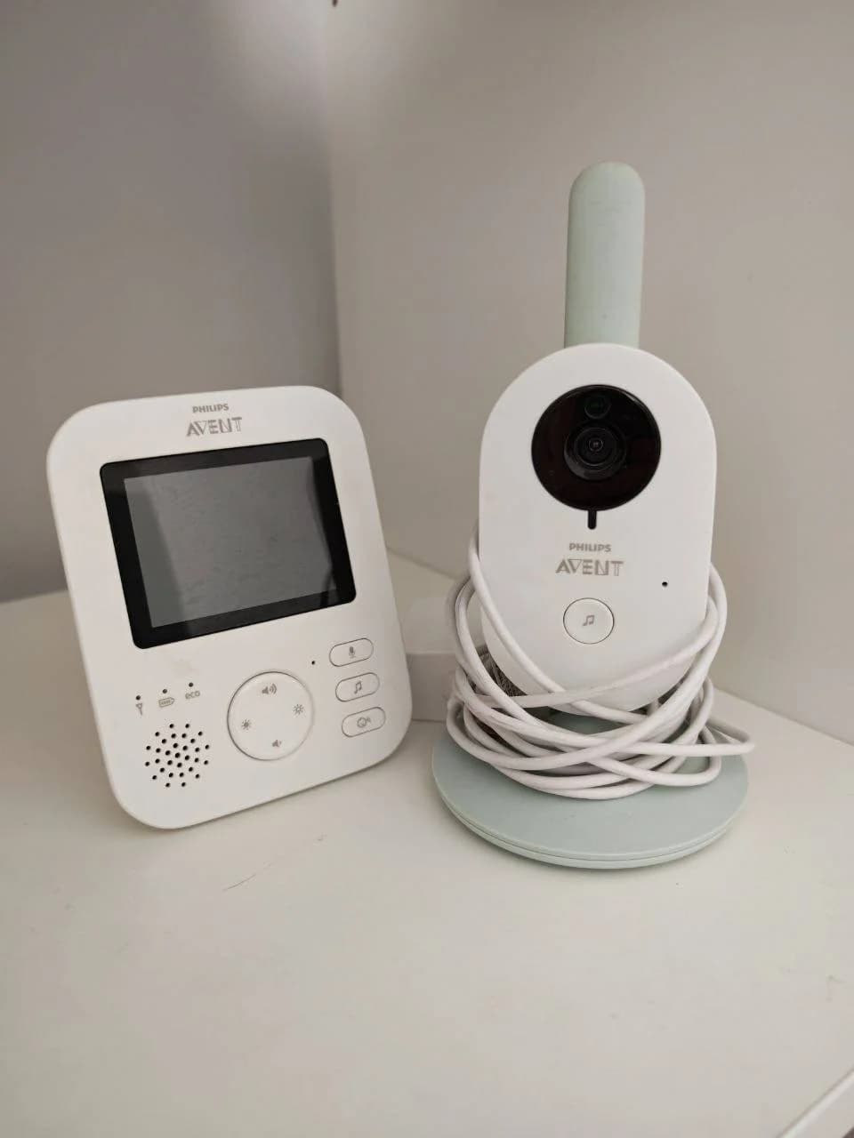 Видеоняня Philips Avent SCD831
