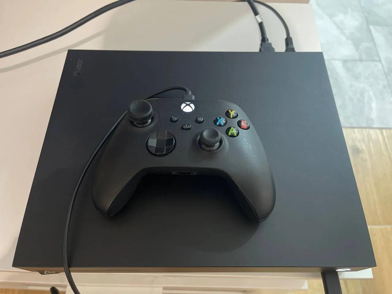 Xbox One X 1 ТБ Нови-Сад