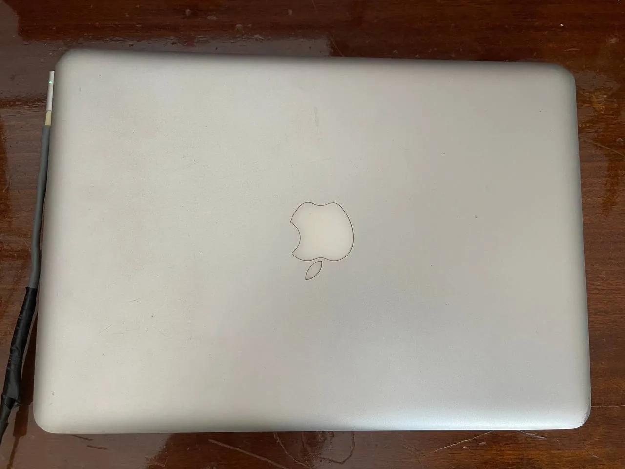 MacBook Pro 2009 рабочий только от сети Белград