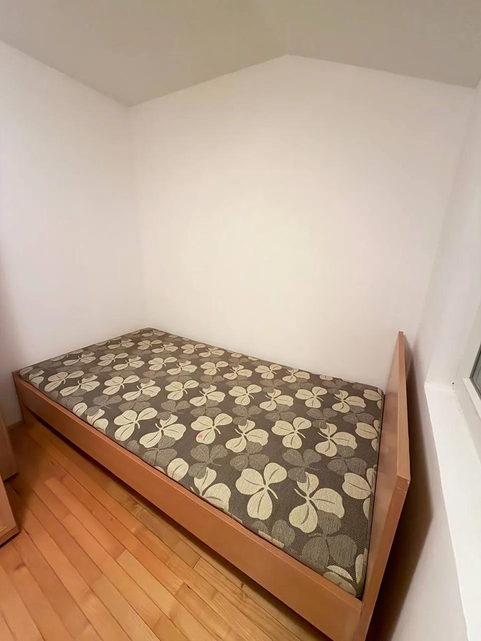 Кровать из ДСП 130×230 с матрасом Раковица