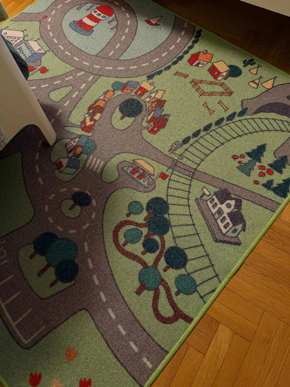 Детский игровой ковёр IKEA STADSDEL 130×133 см
