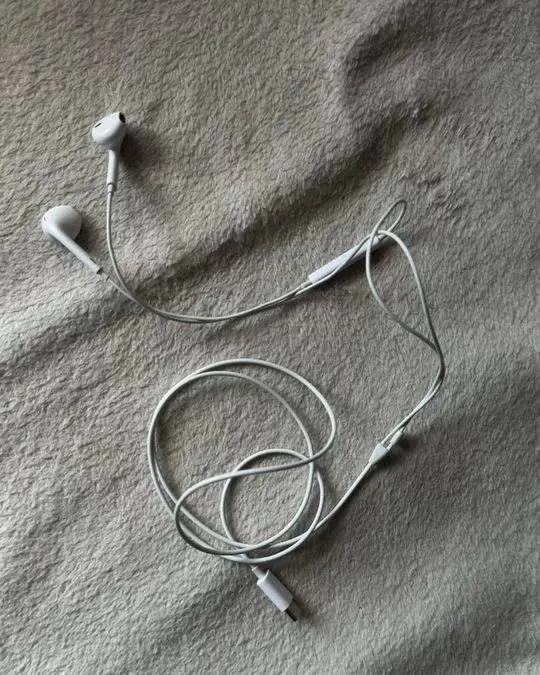 Наушники EarPods USB-C Type-C новые