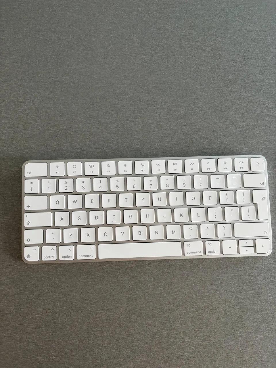 Клавиатура Apple Magic Keyboard и зарядный блок 96W Белград