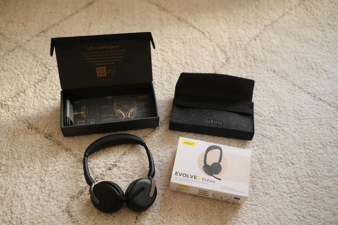 Гарнитура Jabra Evolve2 65 Flex Белград