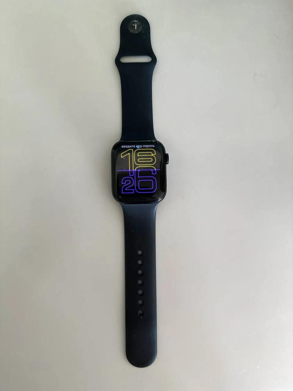 Apple Watch SE 2 в отличном состоянии