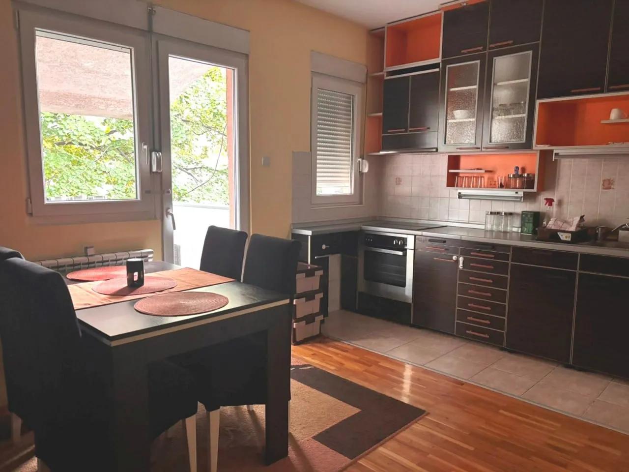 Двухкомнатная квартира 50 м² Карабурма Палилула