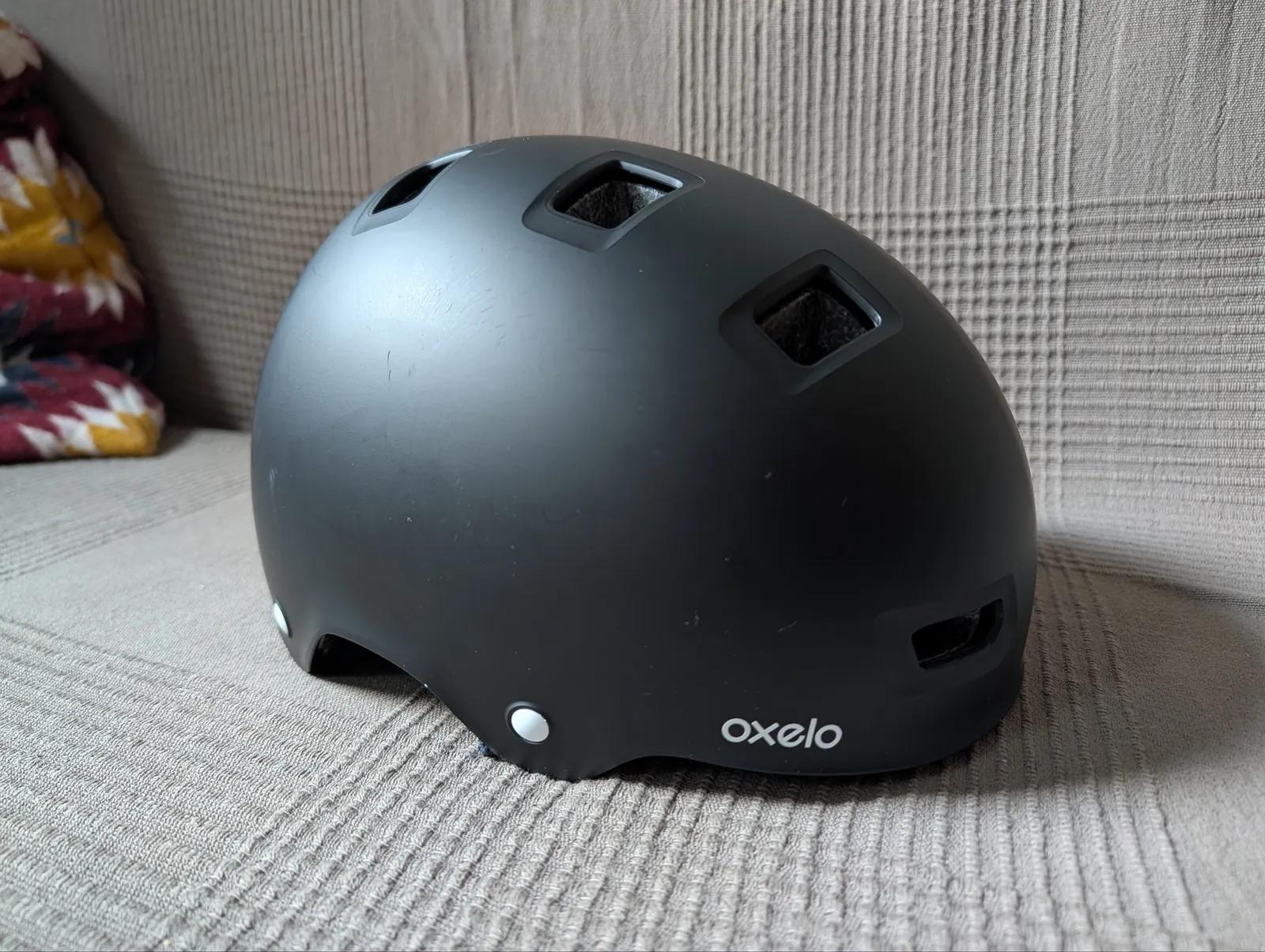 Шлем Decathlon Oxelo размер M, почти новый