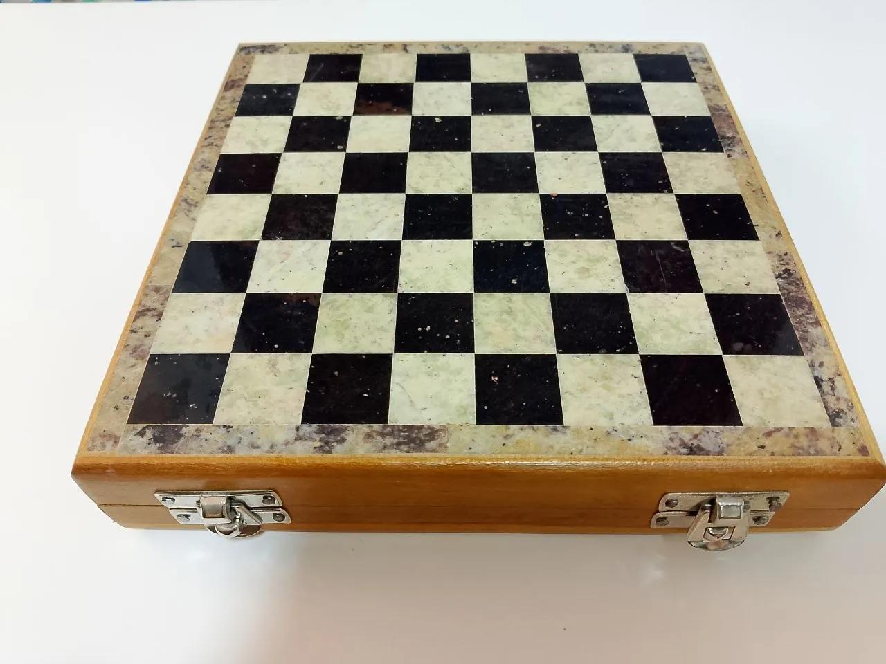 Каменные шахматы из Индии, полный комплект 20x20 см
