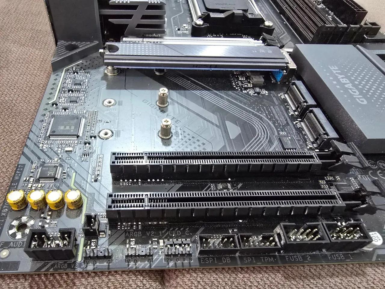 Материнская плата Gigabyte X870 Eagle WiFi7 AM5 Панчево